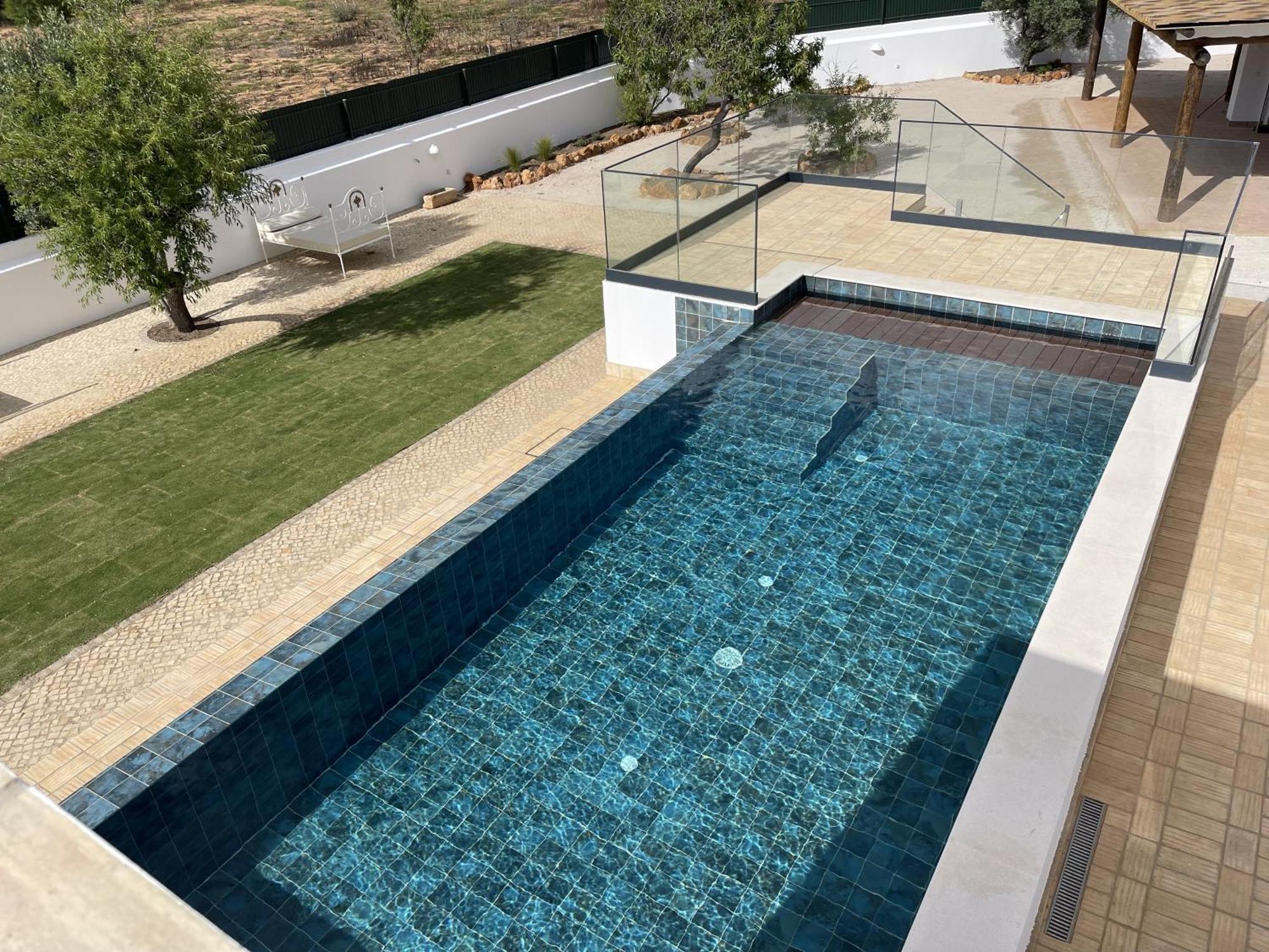 Apartment Monte Geracoes - Heated Pool - Typical Algarvian - Close To Quinta Lago, Vale Lobo And Vilamoura Almancil