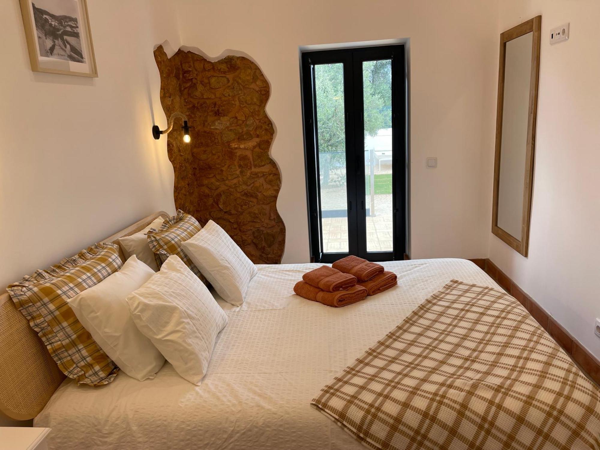 Apartment Monte Geracoes - Heated Pool - Typical Algarvian - Close To Quinta Lago, Vale Lobo And Vilamoura Almancil